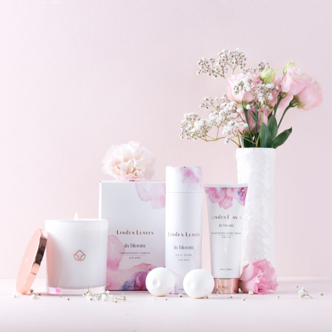 Gift Set Candle, Hand Cream, Bath Bomb Bundle