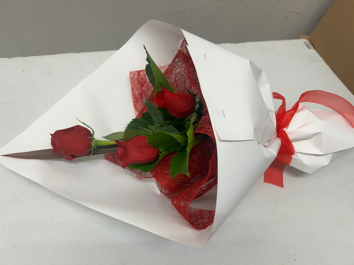 3 x Red Rose Bouquet.